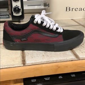 Vans skate shoe